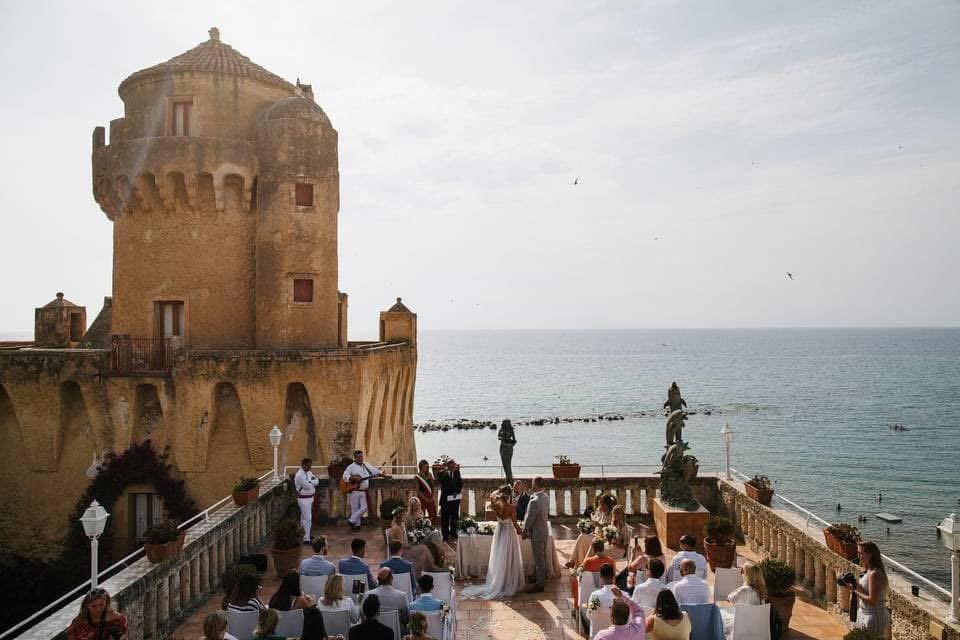 Trauung im Schloss am Meer